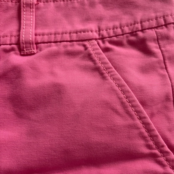 Lilly Pulitzer Shorts Women Size 10 Pink Pout Callahan Cotton
Palm Beach Casual - Picture 3 of 6